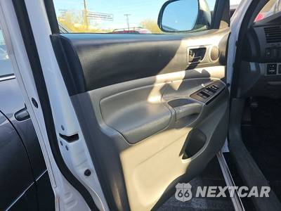 2014 Toyota Tacoma Crew Cab Medium Bed - zdjęcie 9 z 17 - miniatura