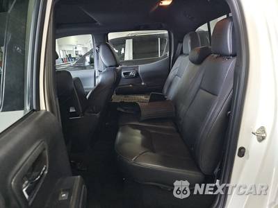 2020 Toyota Tacoma TRD Off-Road Crew Cab Long Bed - zdjęcie 13 z 22 - miniatura