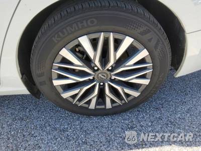 2025 Nissan Altima SV - zdjęcie 4 z 27 - miniatura