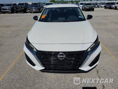 2025 Nissan Altima SV - zdjęcie 2 z 27 - miniatura