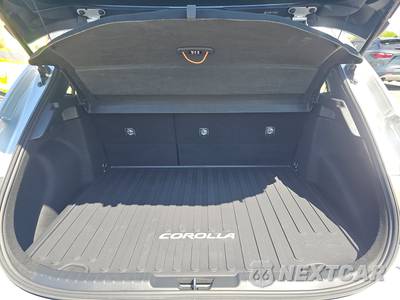 2019 Toyota Corolla Hatchback XSE - zdjęcie 16 z 23 - miniatura