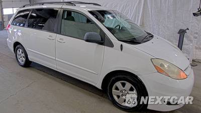 2010 Toyota Sienna LE Minivan 7-Passenger 119.3" WB - zdjęcie 3 z 56 - miniatura