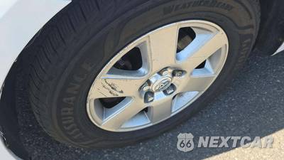 2010 Toyota Sienna LE Minivan 7-Passenger 119.3" WB - zdjęcie 54 z 56 - miniatura
