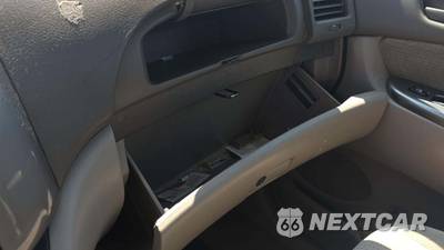 2010 Toyota Sienna LE Minivan 7-Passenger 119.3" WB - zdjęcie 35 z 56 - miniatura