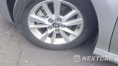 2025 Toyota Camry LE - zdjęcie 9 z 25 - miniatura