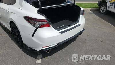 2021 Toyota Camry TRD - zdjęcie 4 z 6 - miniatura