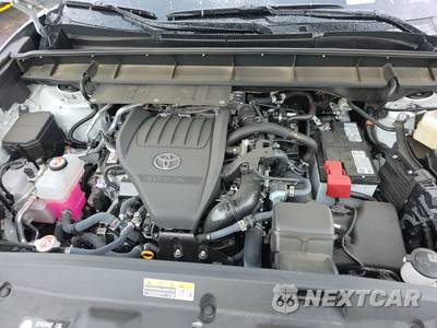 2025 Toyota Highlander XLE - zdjęcie 15 z 23 - miniatura