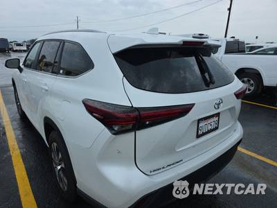 2025 Toyota Highlander XLE - zdjęcie 6 z 23 - miniatura
