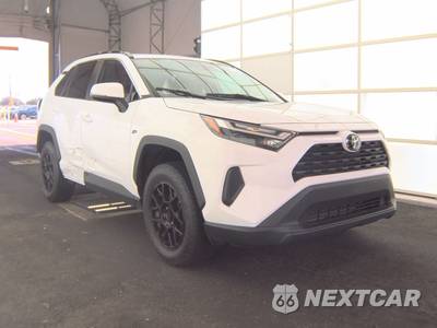 2023 Toyota RAV4 XLE - zdjęcie 3 z 23 - miniatura