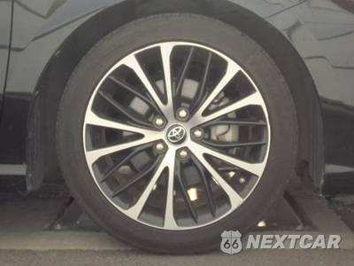 2018 Toyota Camry SE - zdjęcie 10 z 39 - miniatura