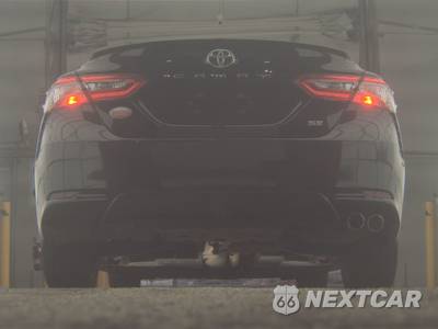 2018 Toyota Camry SE - zdjęcie 7 z 39 - miniatura