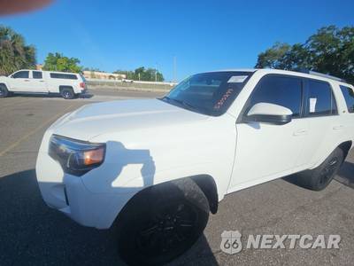 2021 Toyota 4Runner SR5 - zdjęcie 1 z 31 - miniatura