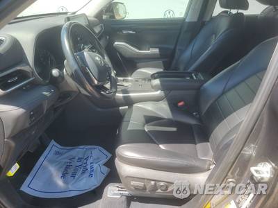 2021 Toyota Highlander XLE - zdjęcie 7 z 24 - miniatura