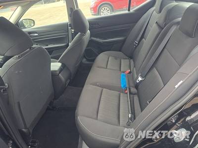 2025 Nissan Altima SV - zdjęcie 13 z 18 - miniatura