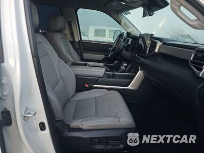 2024 Toyota Tundra Limited Crew Cab Short Bed - zdjęcie 8 z 19 - miniatura