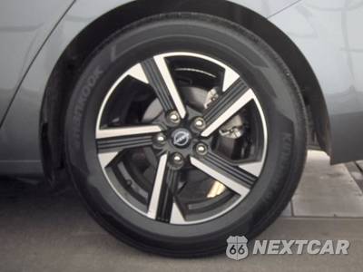 2025 Nissan Sentra SV - zdjęcie 12 z 26 - miniatura