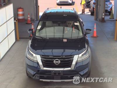 2022 Nissan Pathfinder SL - zdjęcie 2 z 47 - miniatura