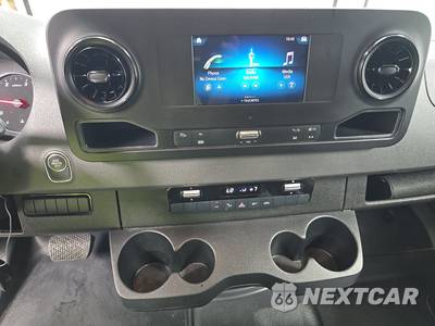 2024 Mercedes-Benz Sprinter 2500 Cargo Van 144.0" WB - zdjęcie 11 z 20 - miniatura