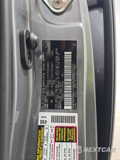 2026 Toyota Sienna LE 8-Passenger 120.5" WB - zdjęcie 15 z 22 - miniatura
