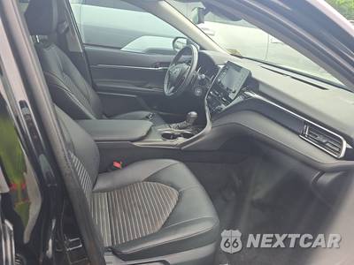 2024 Toyota Camry SE - zdjęcie 8 z 26 - miniatura