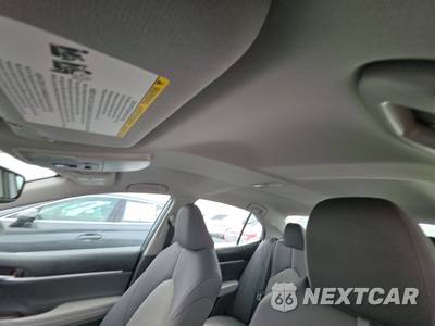 2022 Toyota Camry LE - zdjęcie 19 z 32 - miniatura