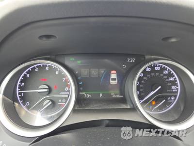 2022 Toyota Camry LE - zdjęcie 12 z 32 - miniatura