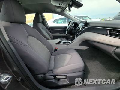 2022 Toyota Camry LE - zdjęcie 8 z 32 - miniatura