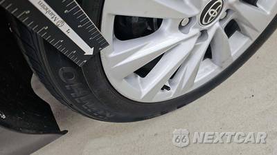 2022 Toyota Camry LE - zdjęcie 27 z 32 - miniatura