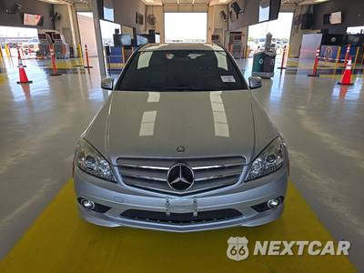 2010 Mercedes-Benz C 300 - zdjęcie 2 z 18 - miniatura
