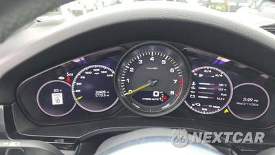 2023 Porsche Cayenne E-Hybrid Platinum Edit - zdjęcie 17 z 26 - miniatura