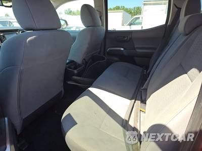 2019 Toyota Tacoma SR5 Crew Cab Medium Bed - zdjęcie 13 z 41 - miniatura