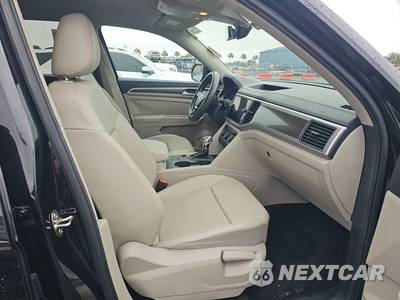 2018 Volkswagen Atlas V6 SE w/Technology - zdjęcie 8 z 20 - miniatura