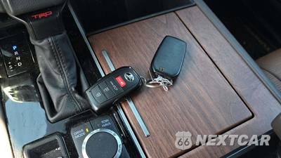 2024 Toyota Tundra Hybrid 1794 Edition Crew Cab Short Bed - zdjęcie 20 z 25 - miniatura