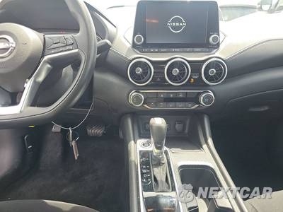 2025 Nissan Sentra SV - zdjęcie 11 z 25 - miniatura