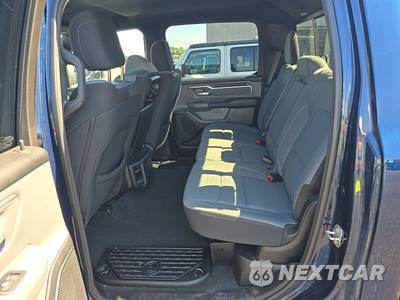 2022 Ram 1500 Big Horn Crew Cab Medium Bed - zdjęcie 13 z 25 - miniatura