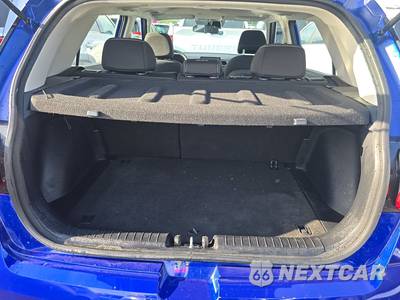 2025 Hyundai Venue SEL - zdjęcie 16 z 23 - miniatura