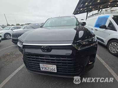 2025 Toyota Grand Highlander XLE - zdjęcie 2 z 27 - miniatura