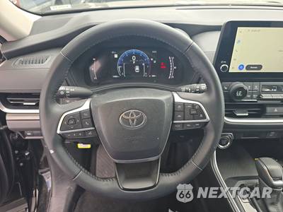 2025 Toyota Grand Highlander XLE - zdjęcie 10 z 27 - miniatura