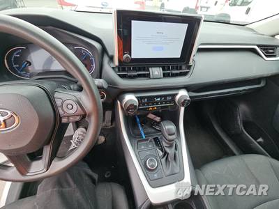 2025 Toyota RAV4 Hybrid XLE - zdjęcie 11 z 26 - miniatura