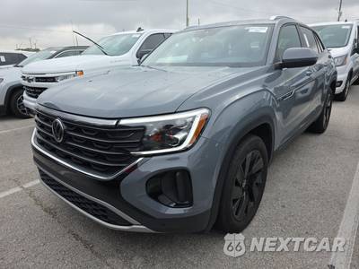 2025 Volkswagen Atlas Cross Sport 2.0T SE w/Technology