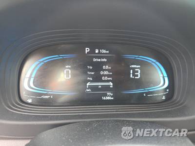 2025 Hyundai Venue SEL - zdjęcie 12 z 18 - miniatura