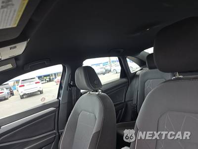 2025 Volkswagen Jetta Sport - zdjęcie 17 z 24 - miniatura