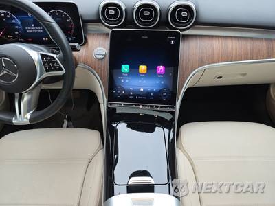 2025 Mercedes-Benz C 300 - zdjęcie 11 z 28 - miniatura