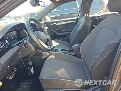 2025 Volkswagen Jetta Sport - zdjęcie 7 z 19 - miniatura