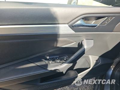 2025 Volkswagen Jetta Sport - zdjęcie 9 z 19 - miniatura