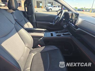2024 Toyota Sienna XSE 7-Passenger 120.5" WB - zdjęcie 8 z 29 - miniatura