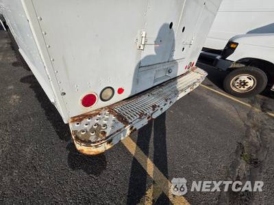 2008 Ford Super Duty E-450 Stripped Chassis DRW - zdjęcie 29 z 43 - miniatura
