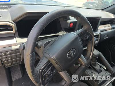 2024 Toyota Tacoma TRD Sport Crew Cab Medium Bed - zdjęcie 10 z 19 - miniatura