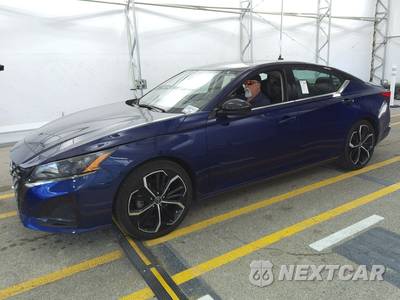 2024 Nissan Altima SR - zdjęcie 1 z 44 - miniatura