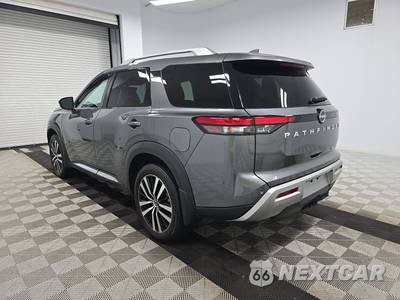 2025 Nissan Pathfinder Platinum - zdjęcie 6 z 20 - miniatura